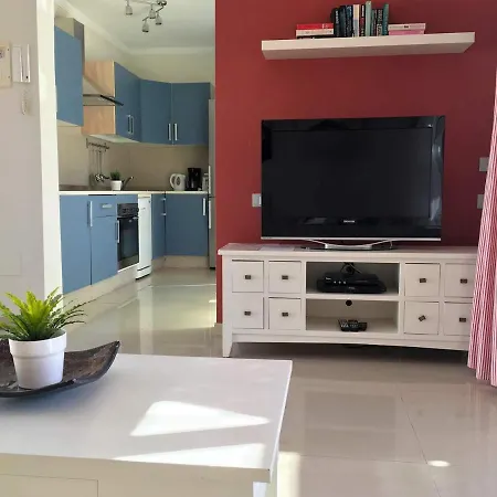 In Playa Blanca Sleeps 4 Includes Air Con And Wifi 0