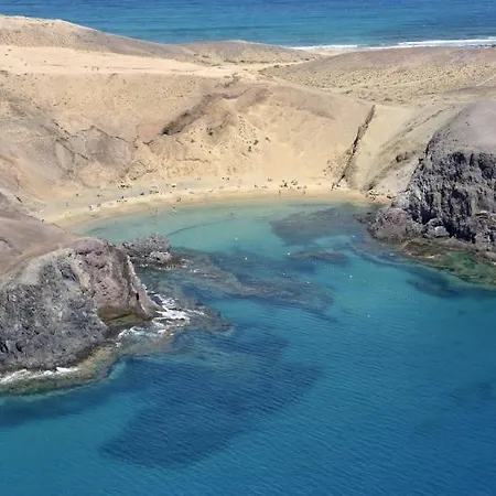In Playa Blanca Sleeps 4 Includes Air Con And Wifi 0 Villa Playa Blanca (Lanzarote)